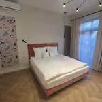 Hetman Main Square Apartments
