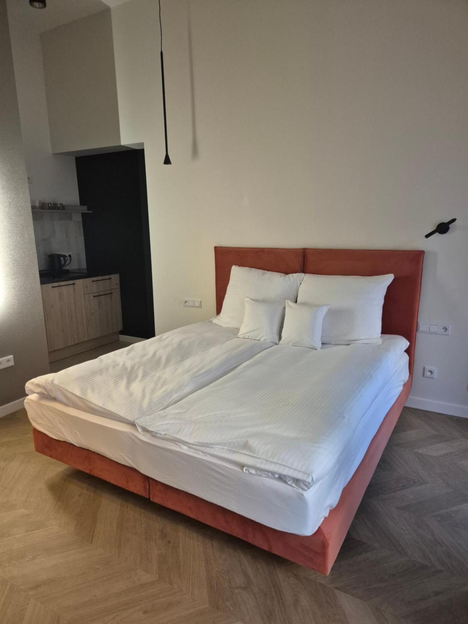 Hetman Main Square Apartment *