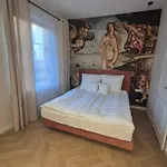 Hetman Main Square Apartments